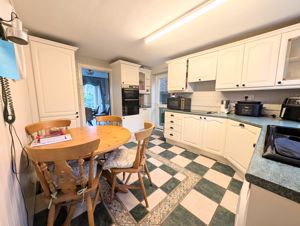 Photo 16- click for photo gallery